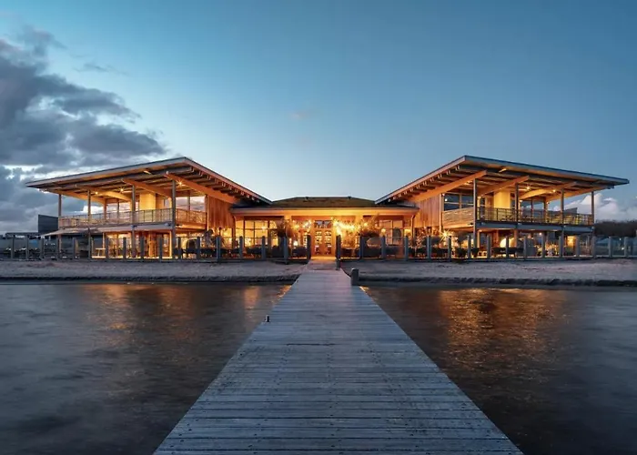 Familie | 4 Pers. Landzijde En Waterzijde * Ouddorp